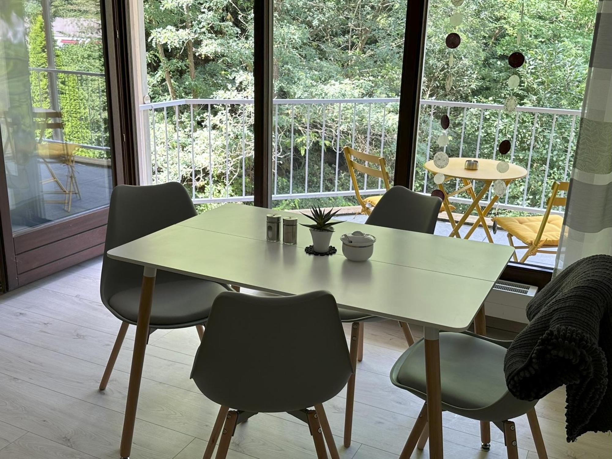 Ferienwohnung Buehler-Kurparkresidenz Bad Bergzabern Eksteriør bilde